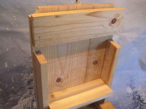 Bird & Squirrel Feeder