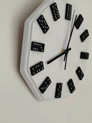 Domino Clock