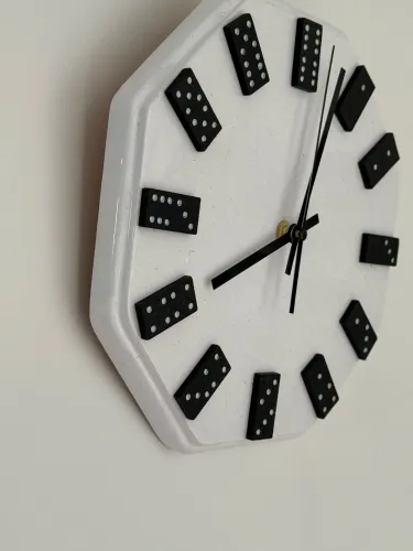 Domino Clock