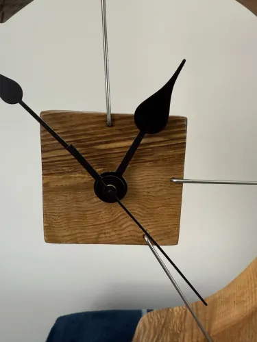 Floating Clock