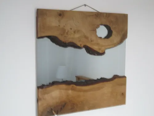 Handcrafted - Live edged Mirror 4127